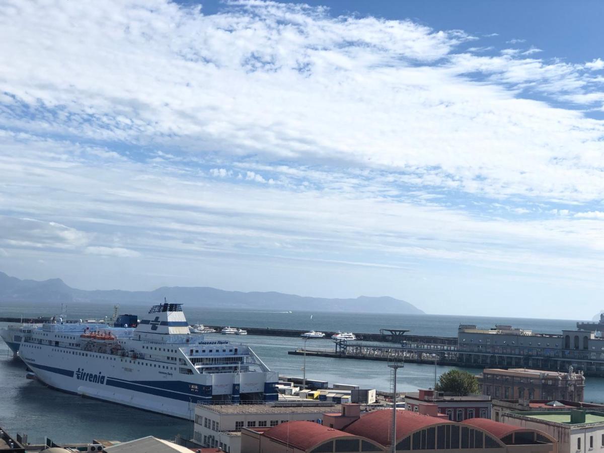 Marina Sky 8 Napoli