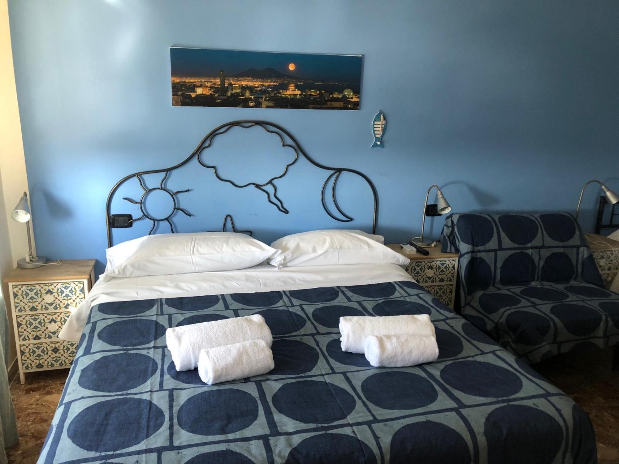 Marina Sky 8 * Napoli