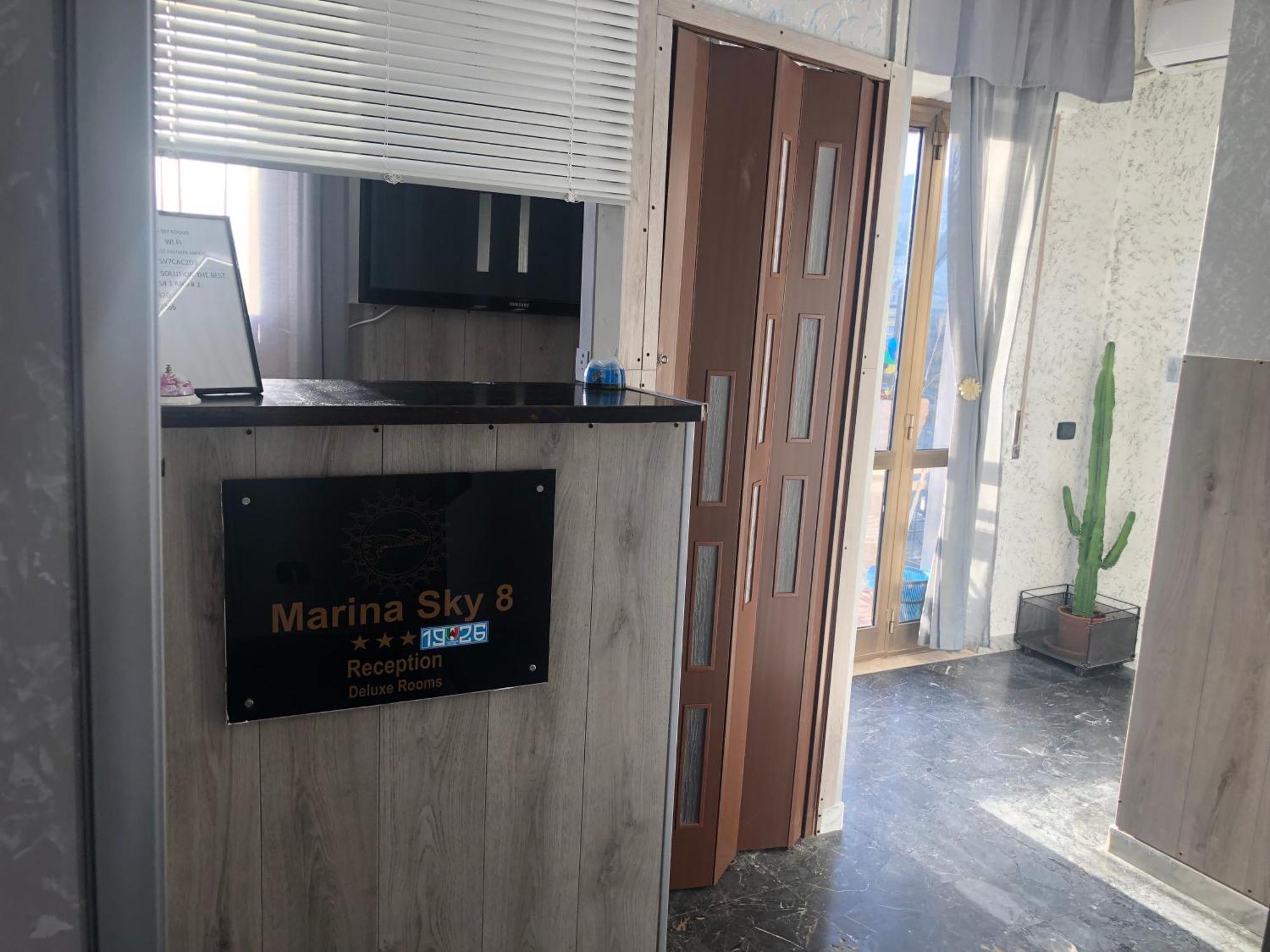 Marina Sky 8 Affittacamere *